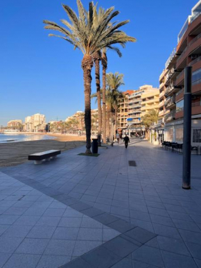 Big one bedroom apartment next to beach.